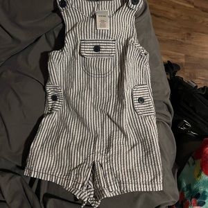 Baby clothes